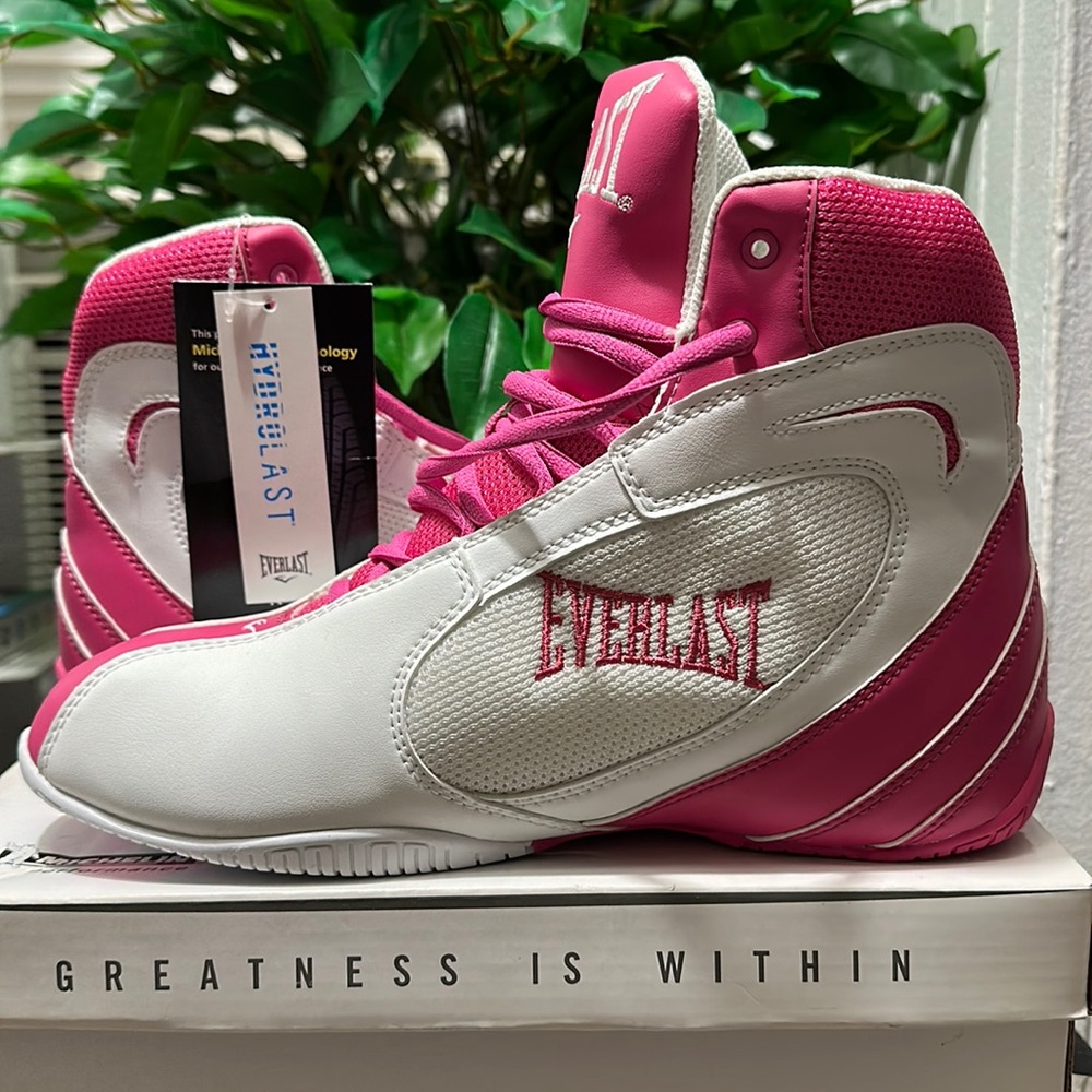 Everlast Athletic Shoes Pink/White Model: 9000 | Size 9 Women’s